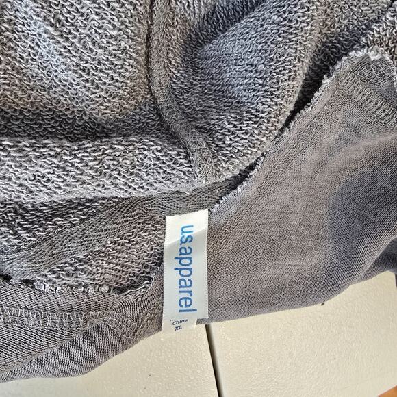 U.S. Apparel Hooded Sweatshirt Women's XL Gray V-Neck Raw Hem Long Sleeve NWT - Picture 4 of 15